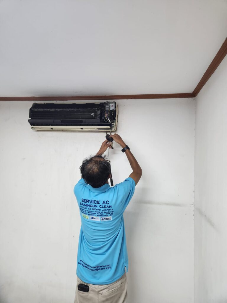 pemasangan ac di trisaka utama transport bekasi